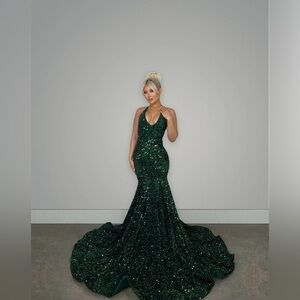 Algslist Emerald Green Gown